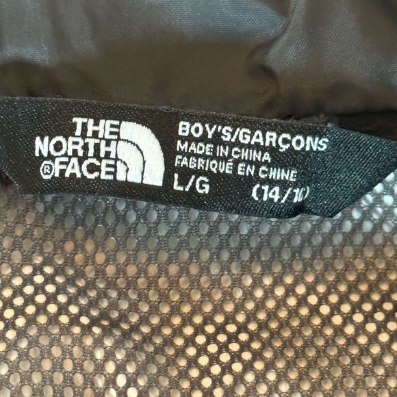 The North Face Men's Charcoal Raincoat - Picture 6 of 7